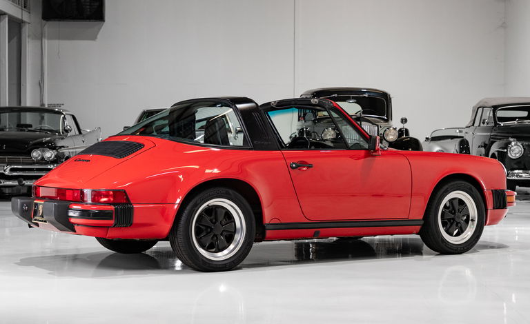 Porsche 911 Carrera 3.2 (US)