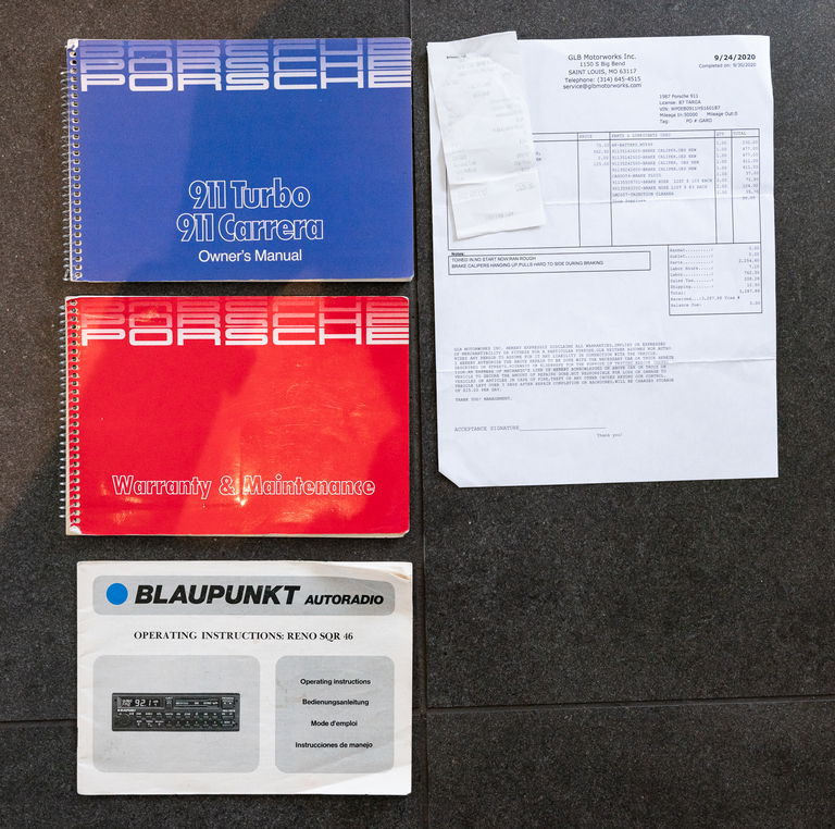 Porsche 911 Carrera 3.2 (US)