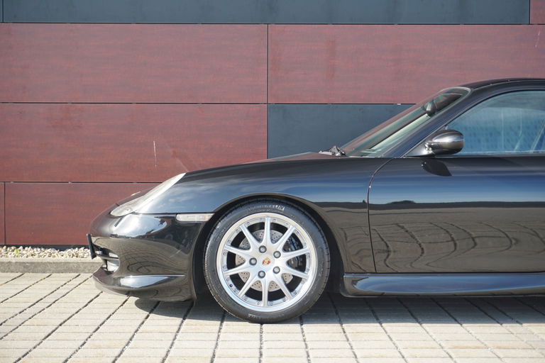Porsche 996 Carrera