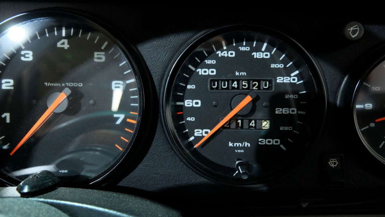 Porsche 964 Carrera 2