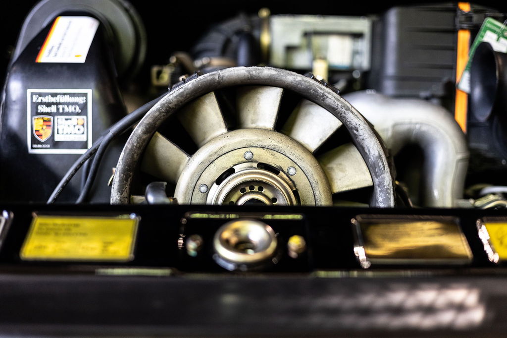 Porsche 911 Carrera 3.2 Speedster