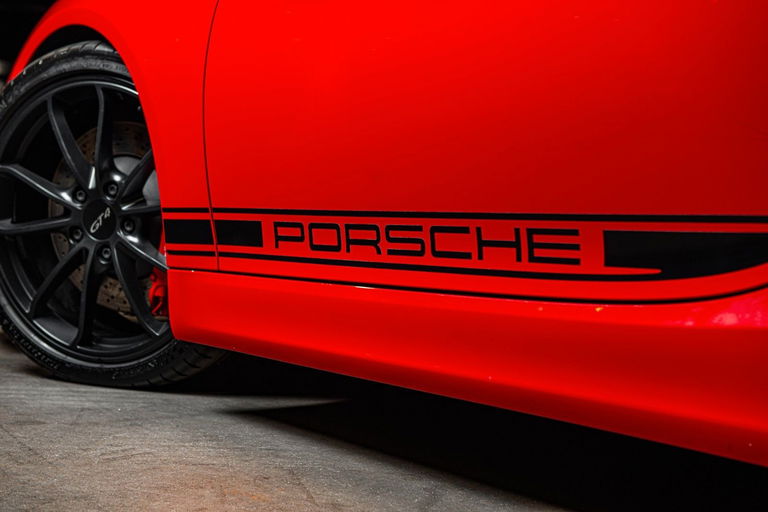 Porsche 981 Cayman GT4