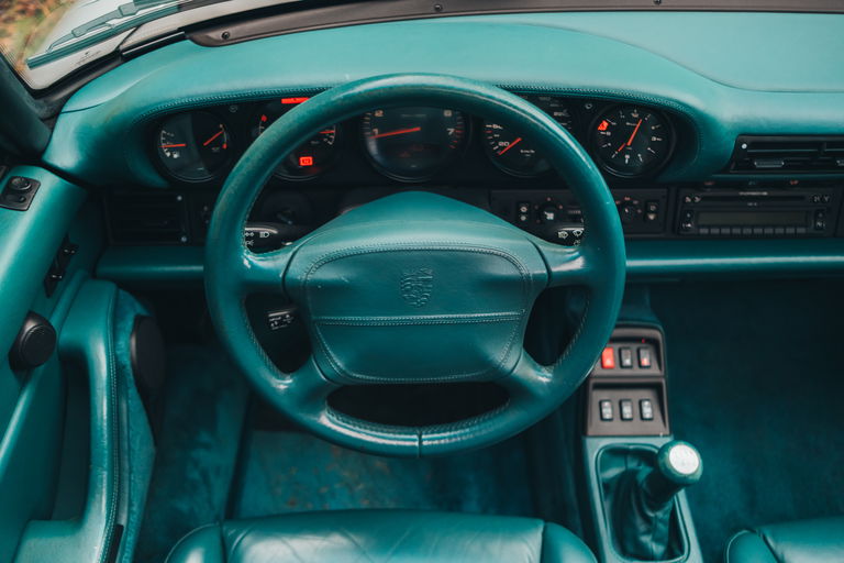 Porsche 993 Carrera 4S