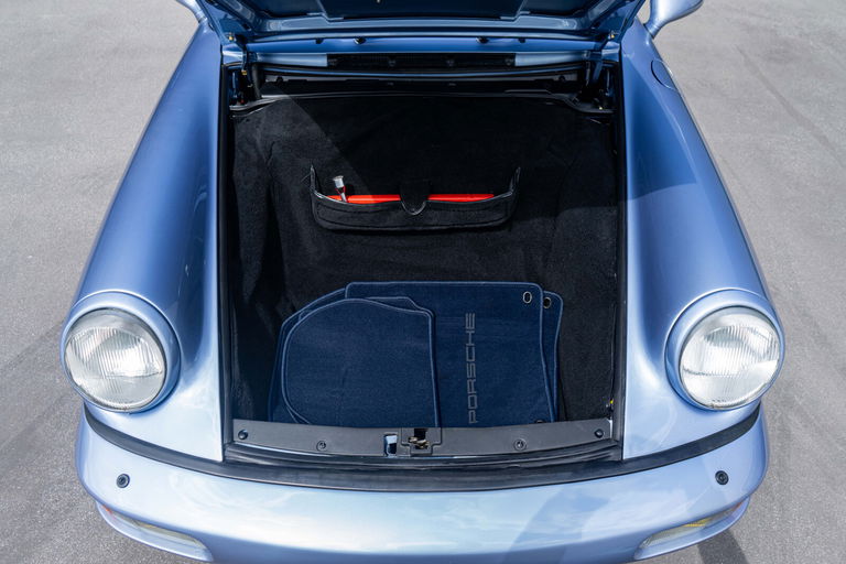 Porsche 964 Carrera 4