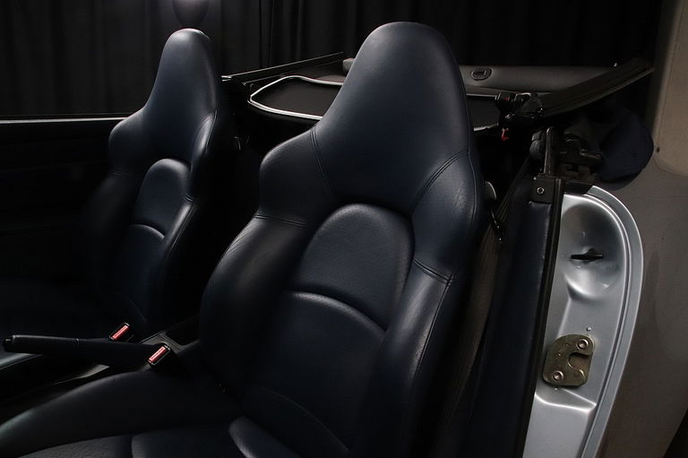 Porsche 993 Carrera 4