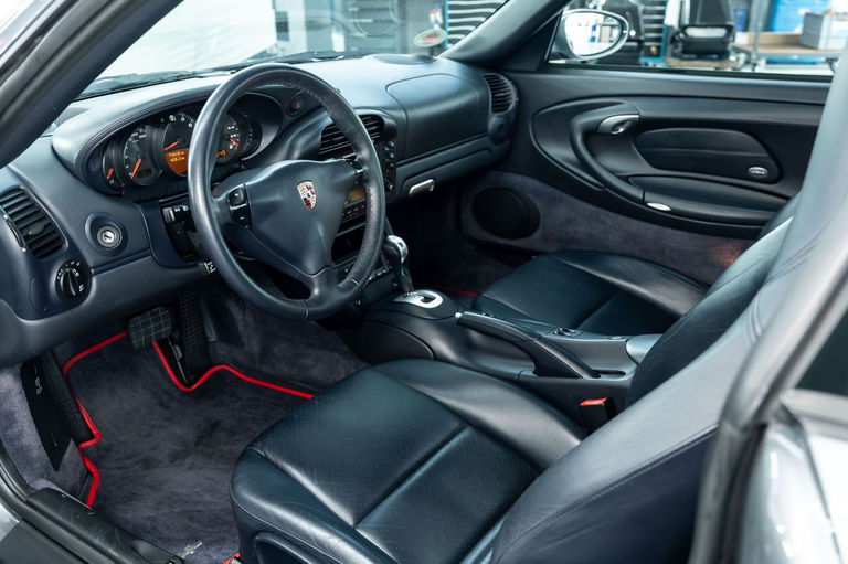 Porsche 996 Carrera 4S