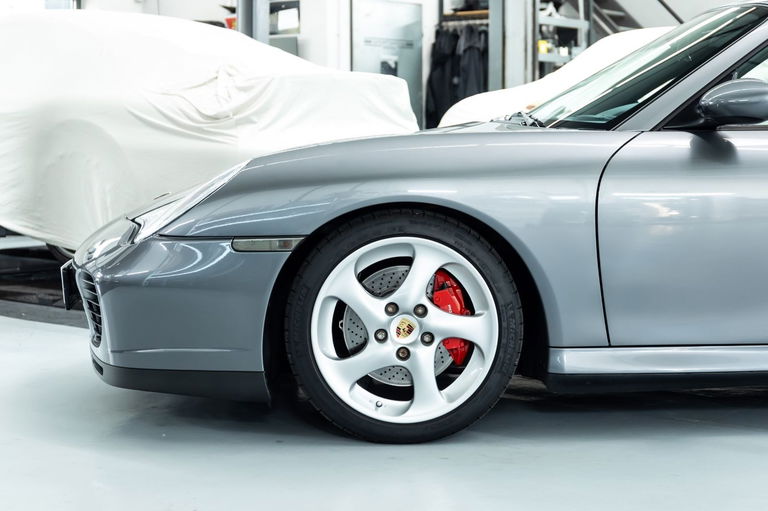 Porsche 996 Carrera 4S