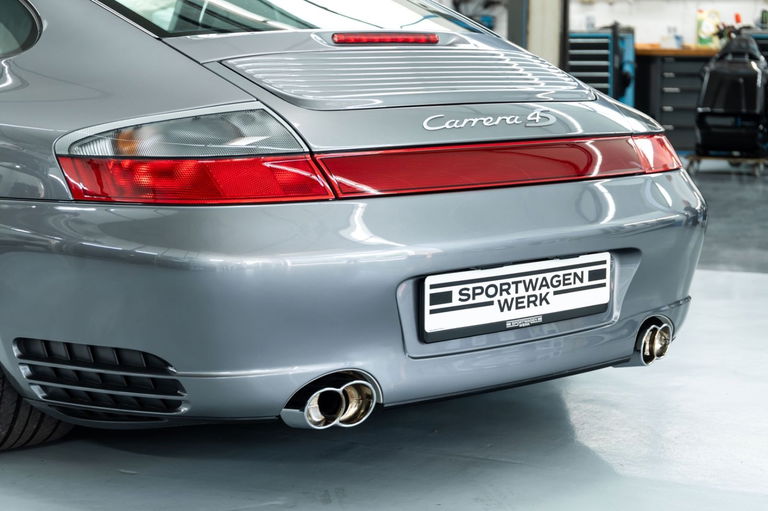 Porsche 996 Carrera 4S