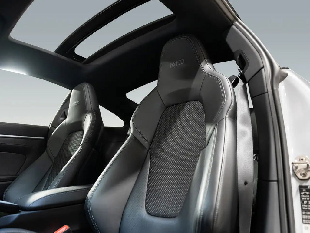 Porsche 992 Carrera T