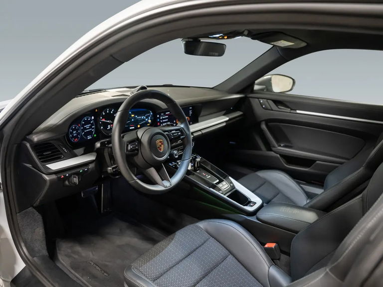 Porsche 992 Carrera T