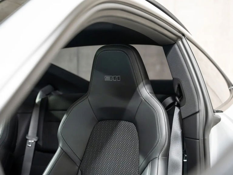 Porsche 992 Carrera T