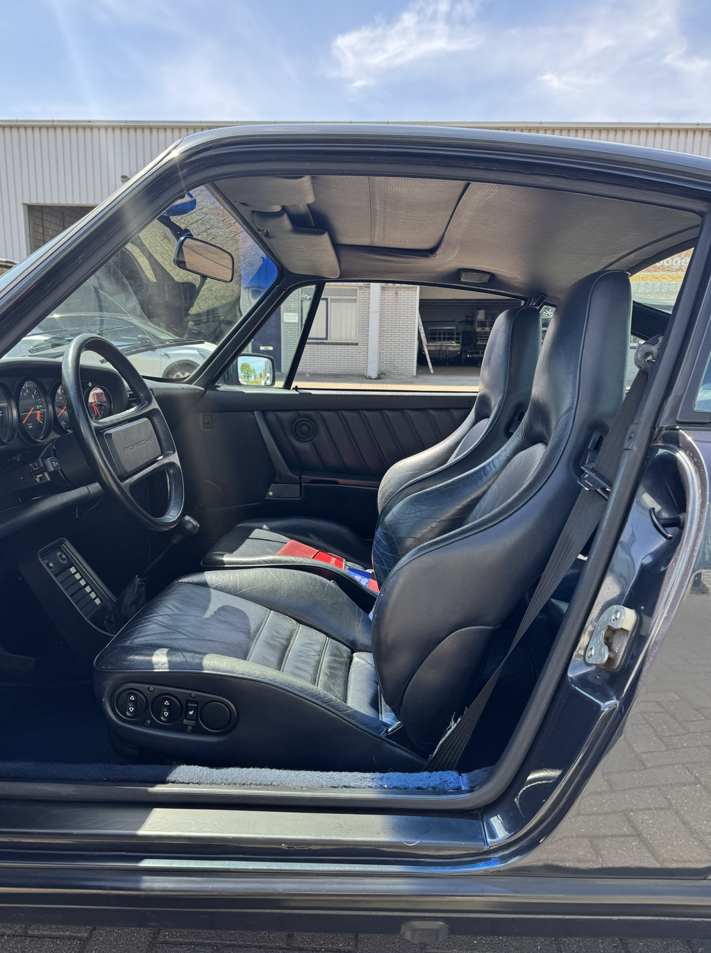 Porsche 911 Carrera 3.2