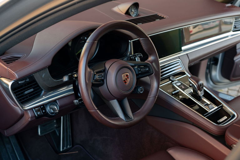 Porsche Panamera 4S