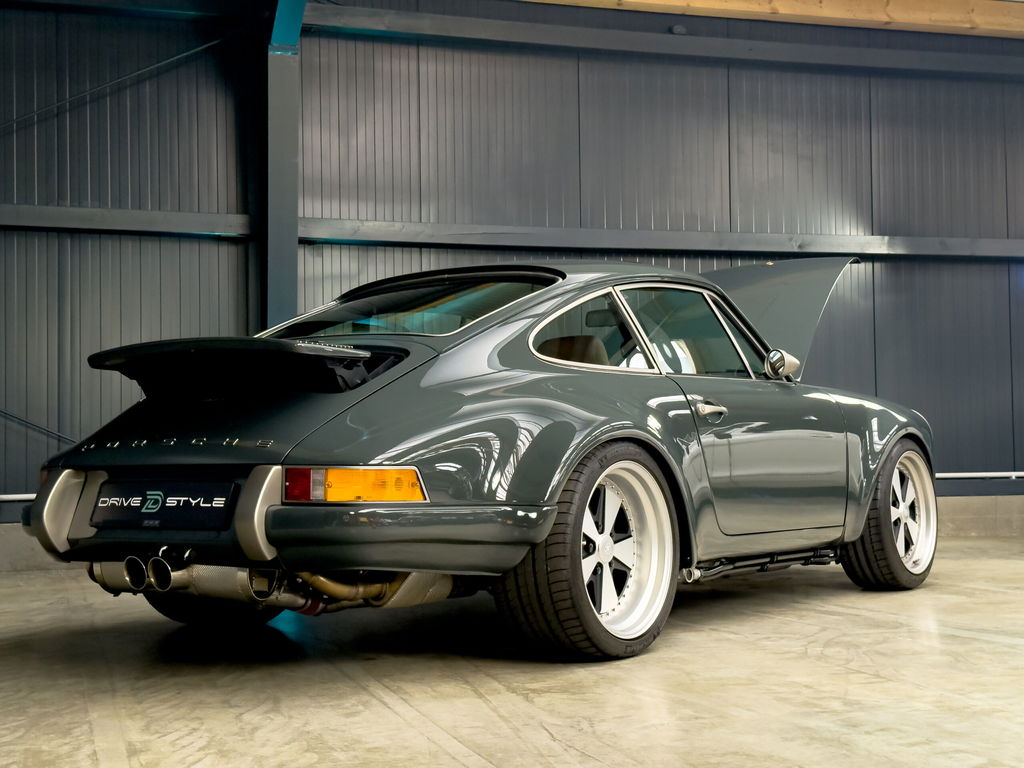 Porsche 911 Backdate