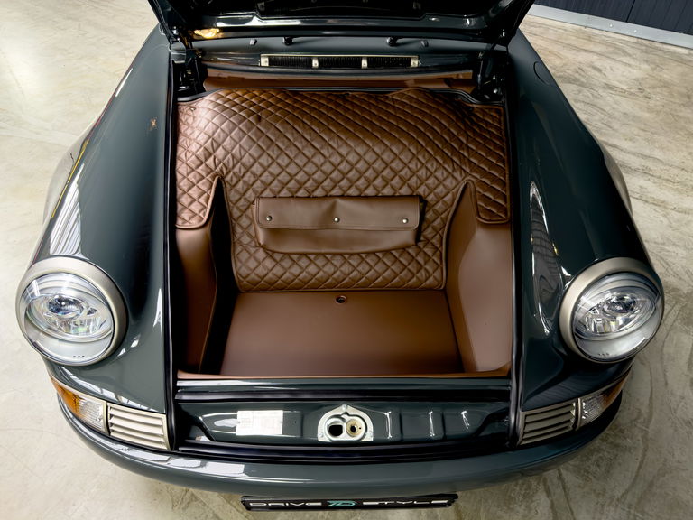 Porsche 911 Backdate