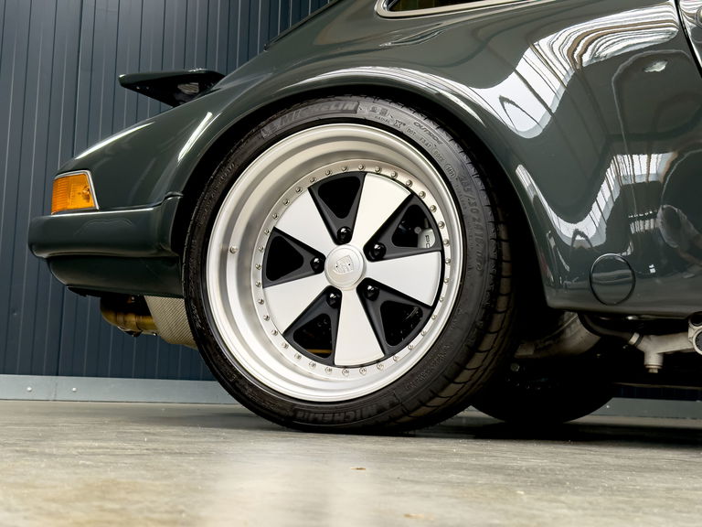 Porsche 911 Backdate