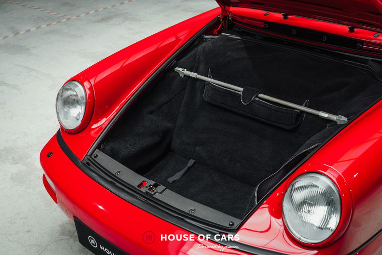 Porsche 964 Carrera 2 Speedster