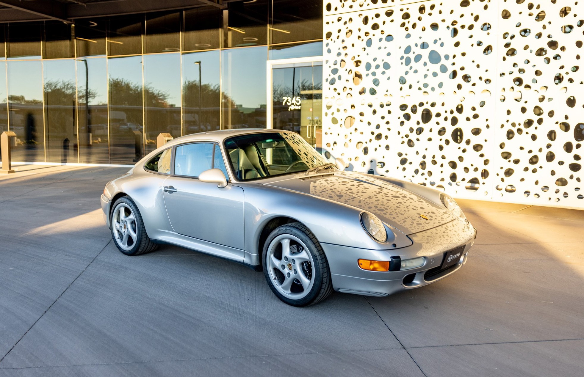 Porsche 993 Carrera S 1998 - elferspot.com - Marketplace for