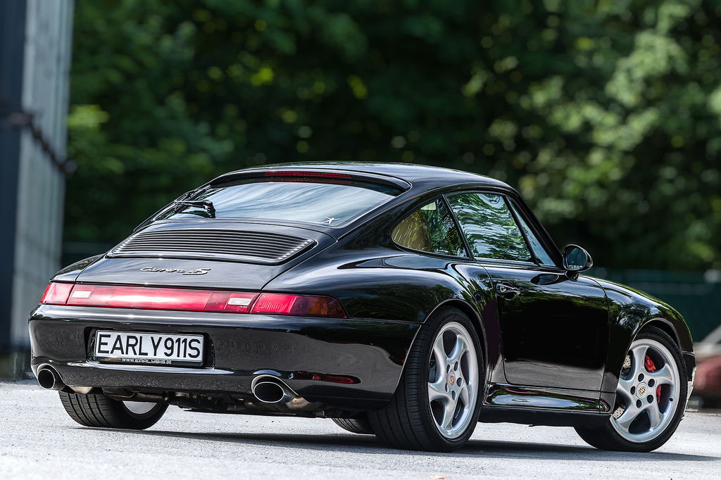 Porsche 993 Carrera 4S