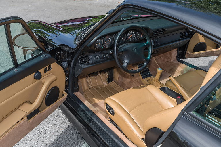 Porsche 993 Carrera 4S