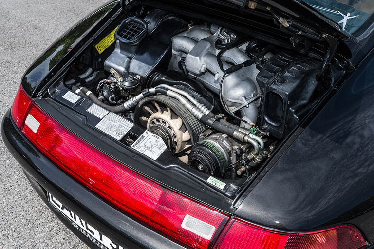 Porsche 993 Carrera 4S