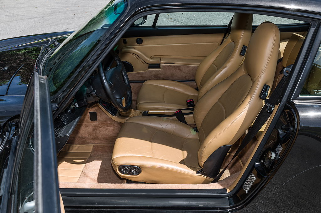 Porsche 993 Carrera 4S