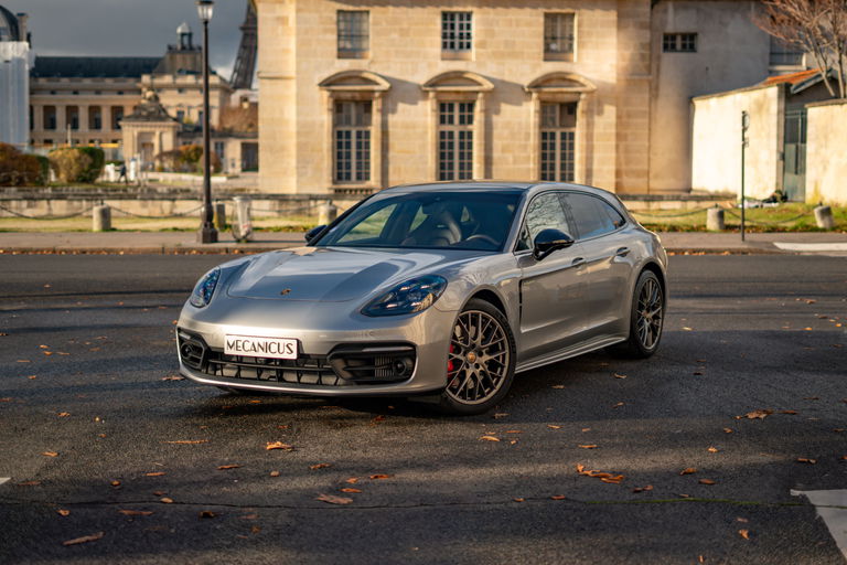 Porsche Panamera 4S