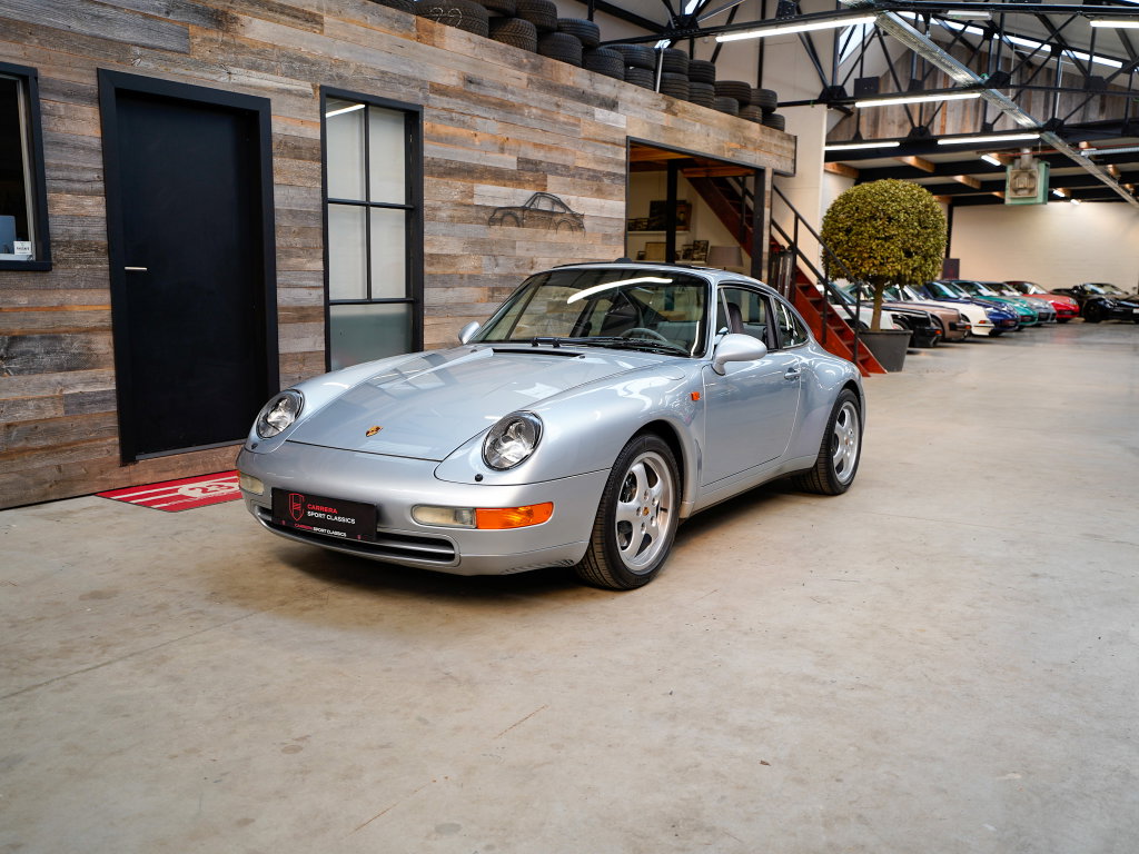 シルバー Porsche 993 Carrera 1994 - elferspot.com - Marketplace for Porsche