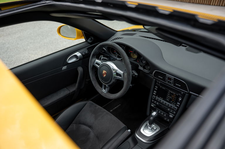 Porsche 997.2 Carrera GTS