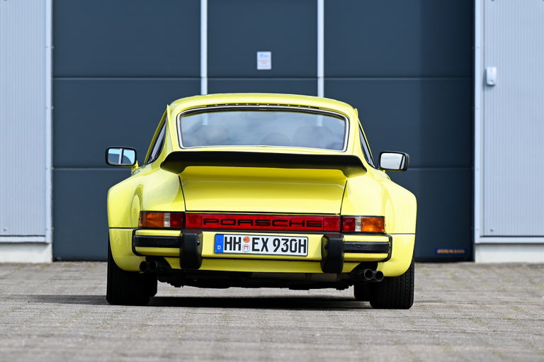 Porsche 911 Turbo 3.0 (US)