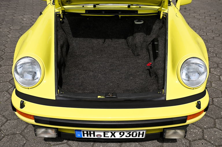 Porsche 911 Turbo 3.0 (US)