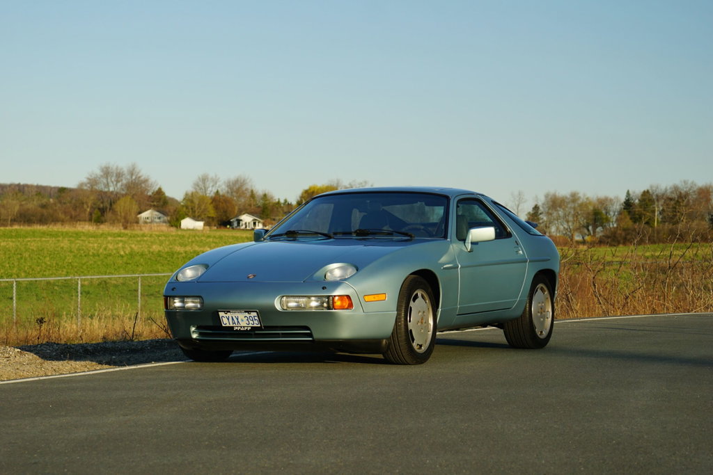 Porsche 928 S4