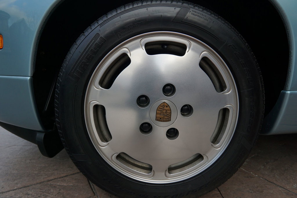 Porsche 928 S4