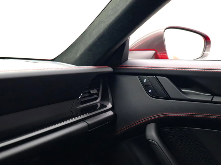 Porsche 992.2 Carrera T