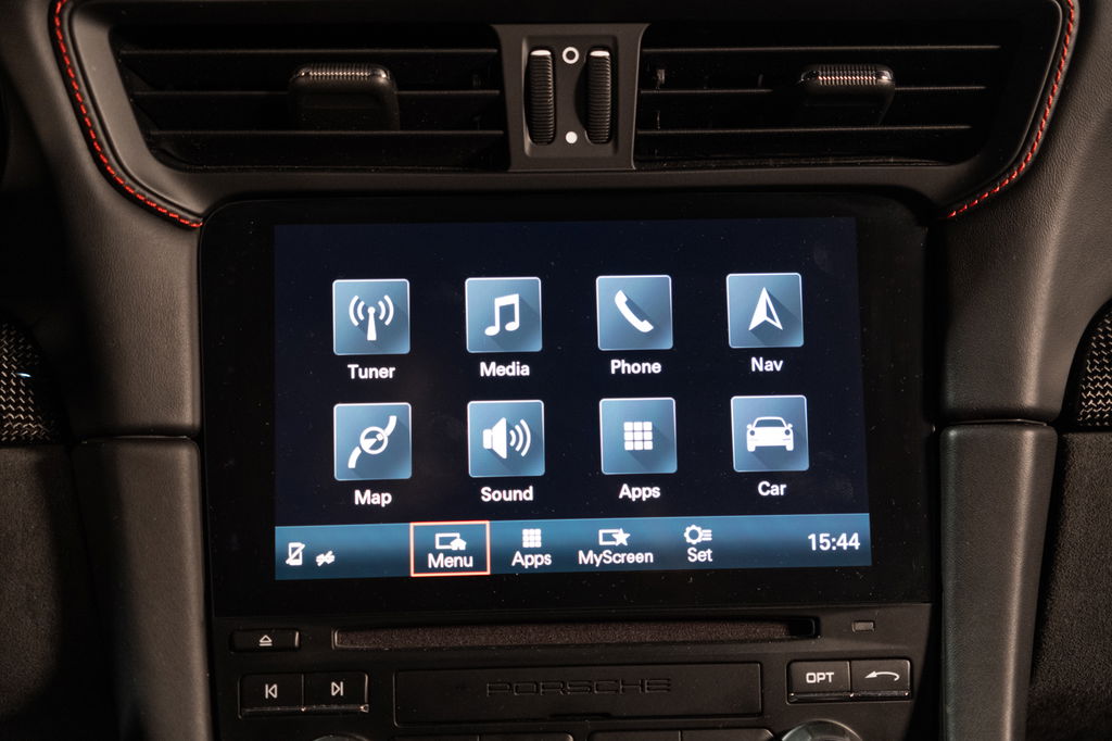 Porsche 991.2 Carrera GTS