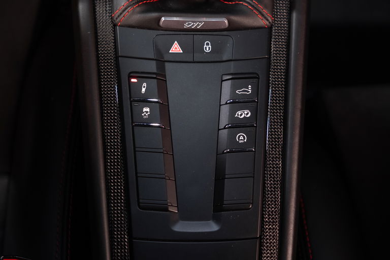 Porsche 991.2 Carrera GTS