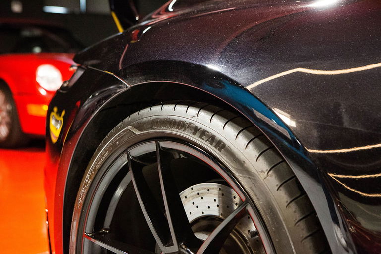 Porsche 992 Carrera 4 GTS