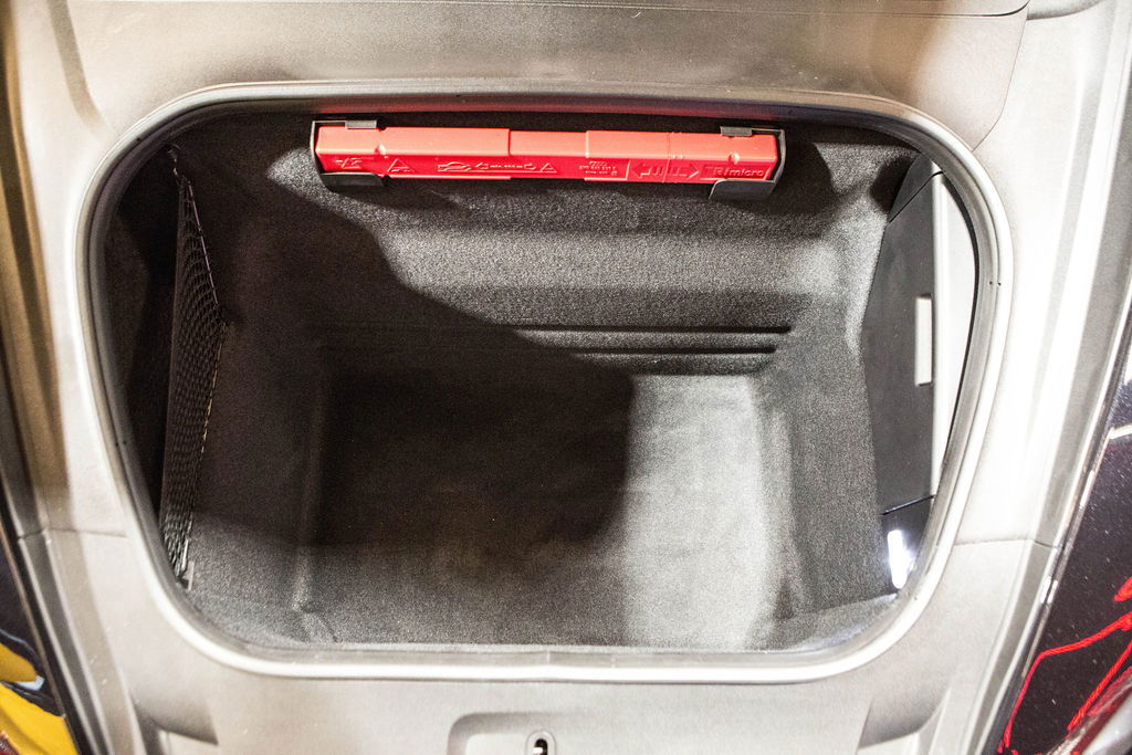 Porsche 992 Carrera 4 GTS