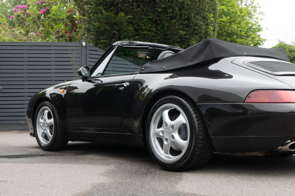 Porsche 993 Carrera 4