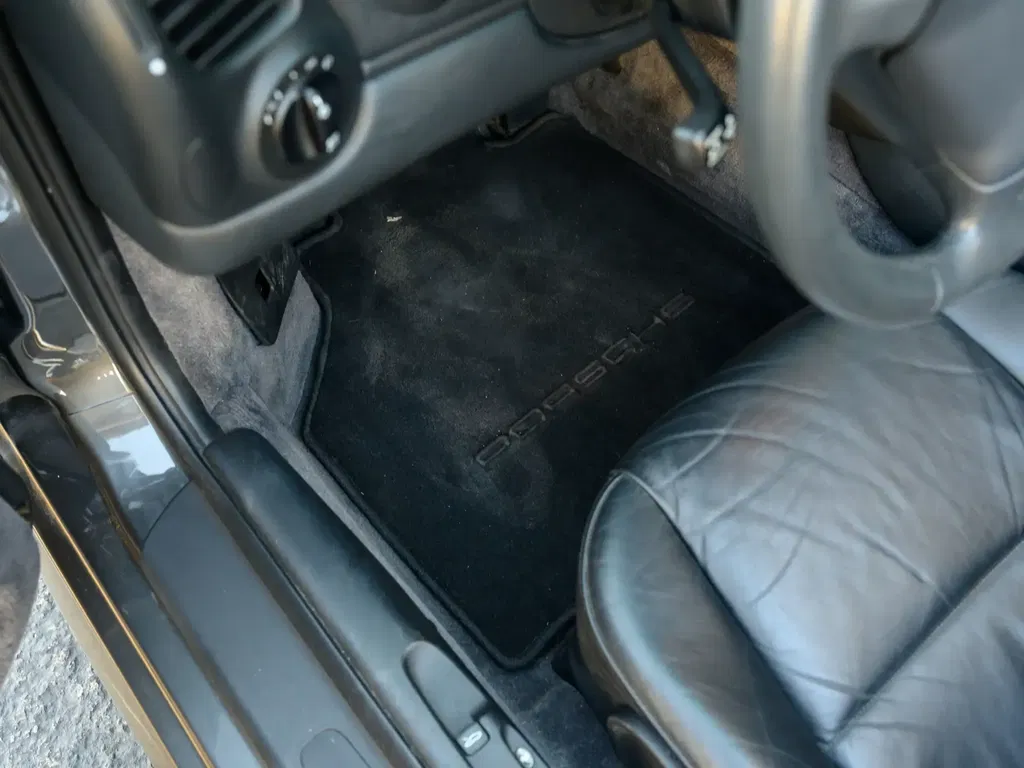 Porsche 996 Carrera 4S