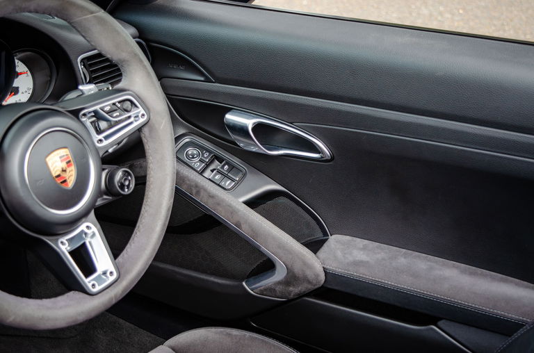Porsche 991.2 Carrera GTS