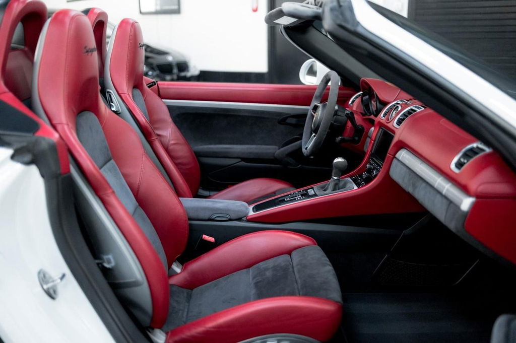 Porsche 718 Boxster