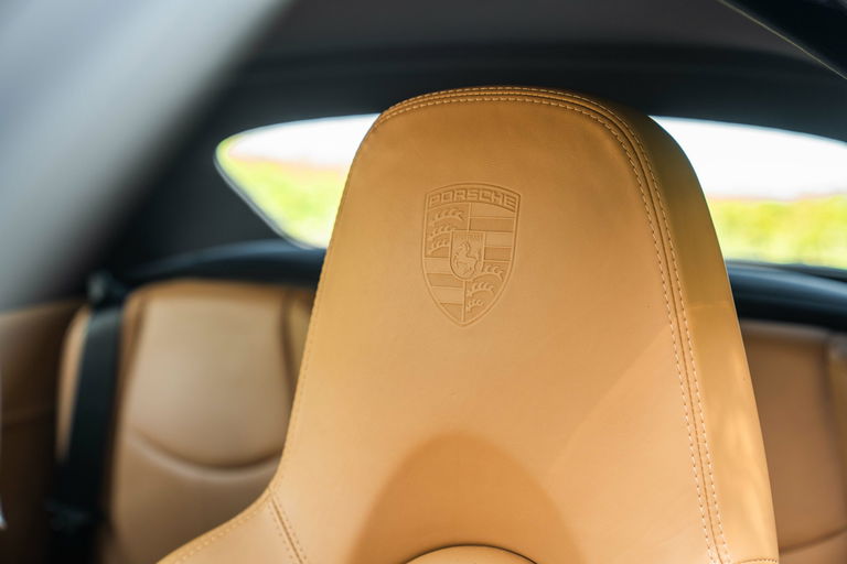 Porsche 997.2 Carrera GTS