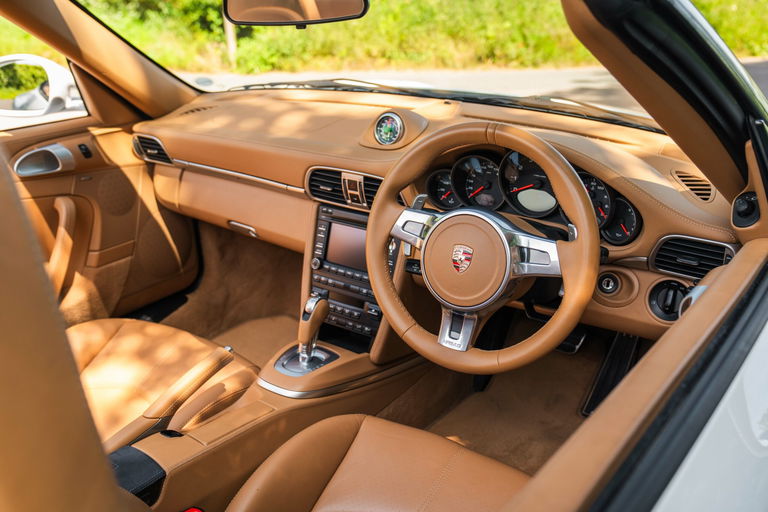 Porsche 997.2 Carrera GTS