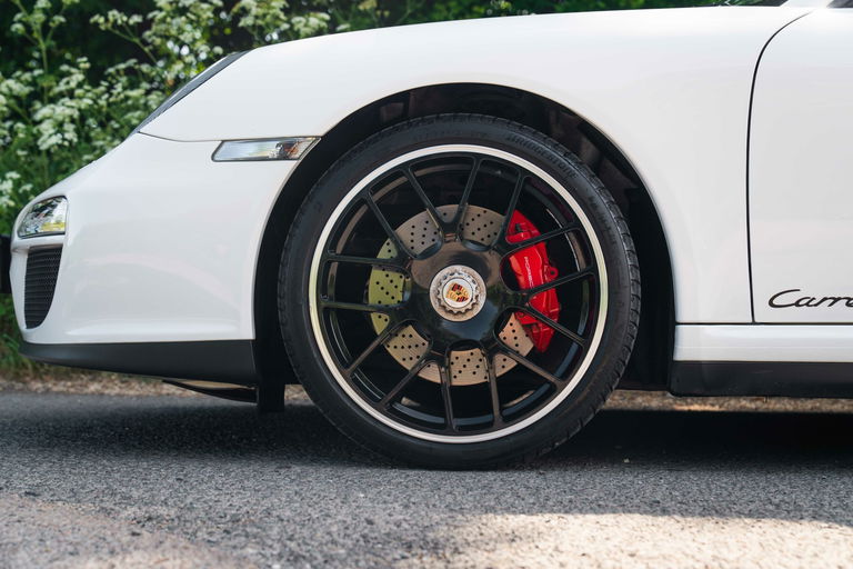 Porsche 997.2 Carrera GTS