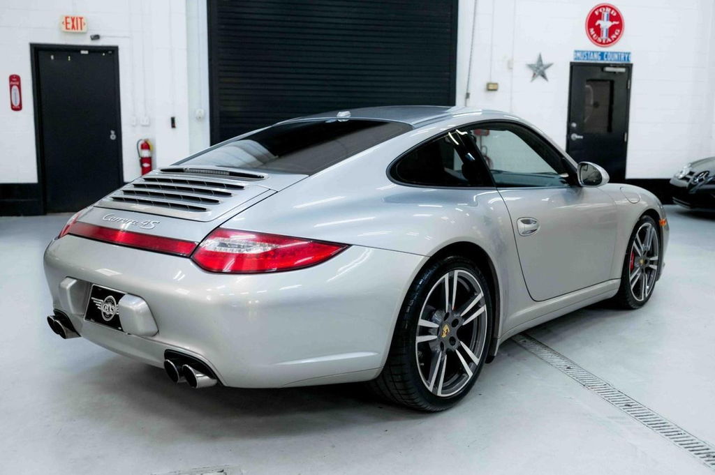 Porsche 997.2 Carrera 4S