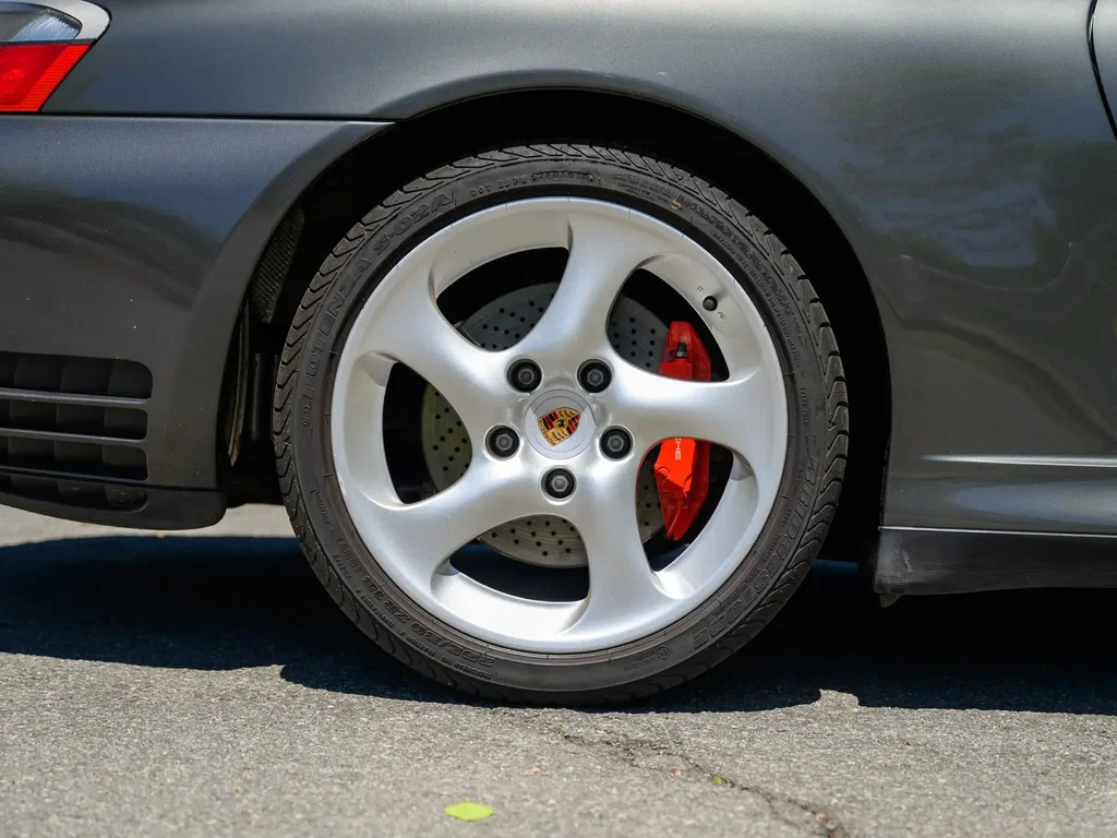 Porsche 996 Carrera 4S