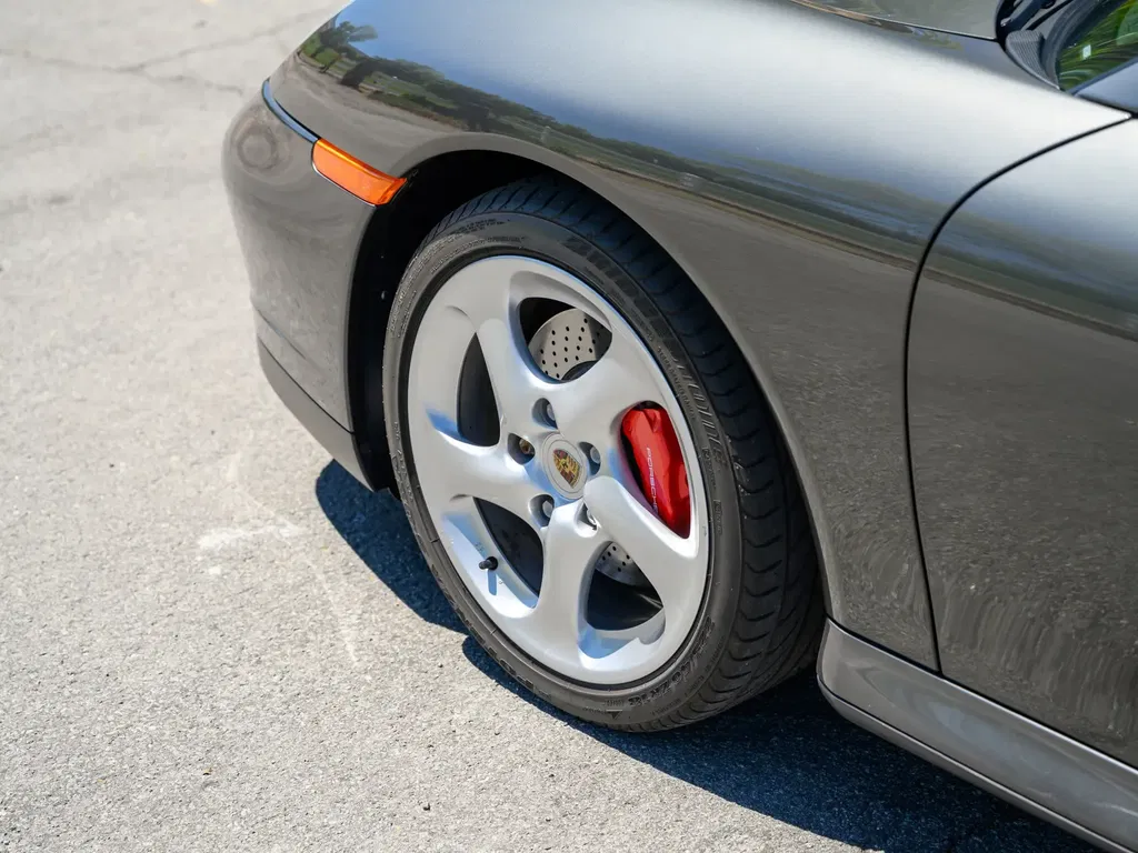 Porsche 996 Carrera 4S