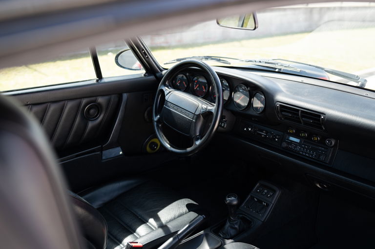 Porsche 964 Carrera 4