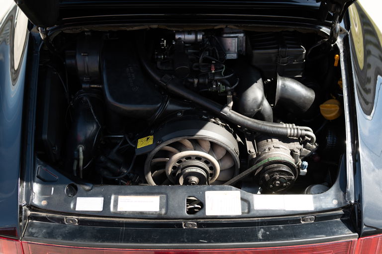 Porsche 964 Carrera 4